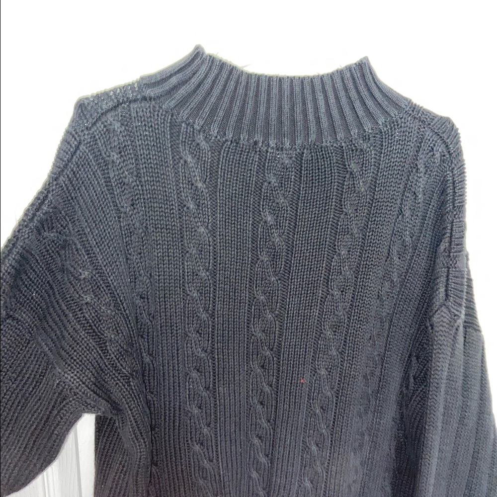 Black heavy sweater